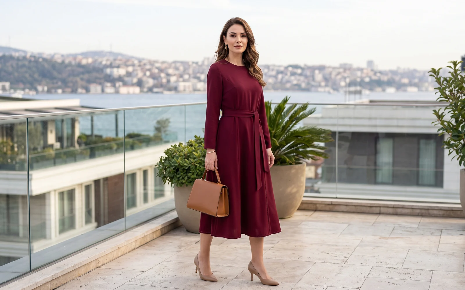 Bordo elbise nasıl kombinlenir?